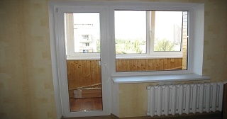 Ремонт балконной двери Климовск, цена от 979 руб.